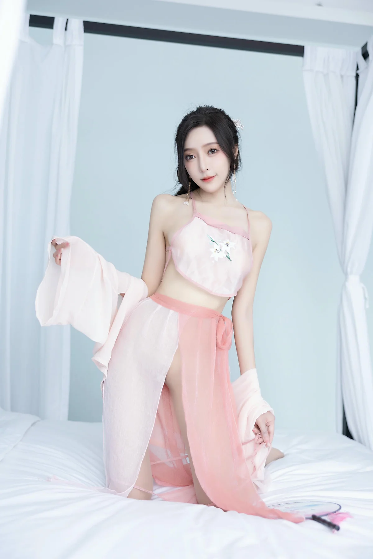 XiuRen 秀人 No.N335 王馨瑶粉色古装写真 - 10