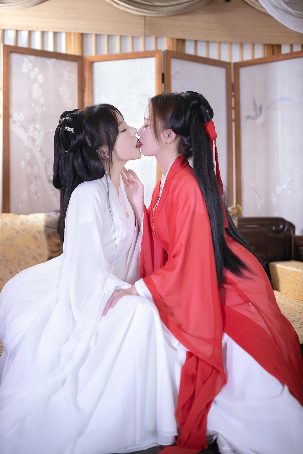 XiuRen 秀人 No.N336 鱼子酱Fish双人古装写真 - 1