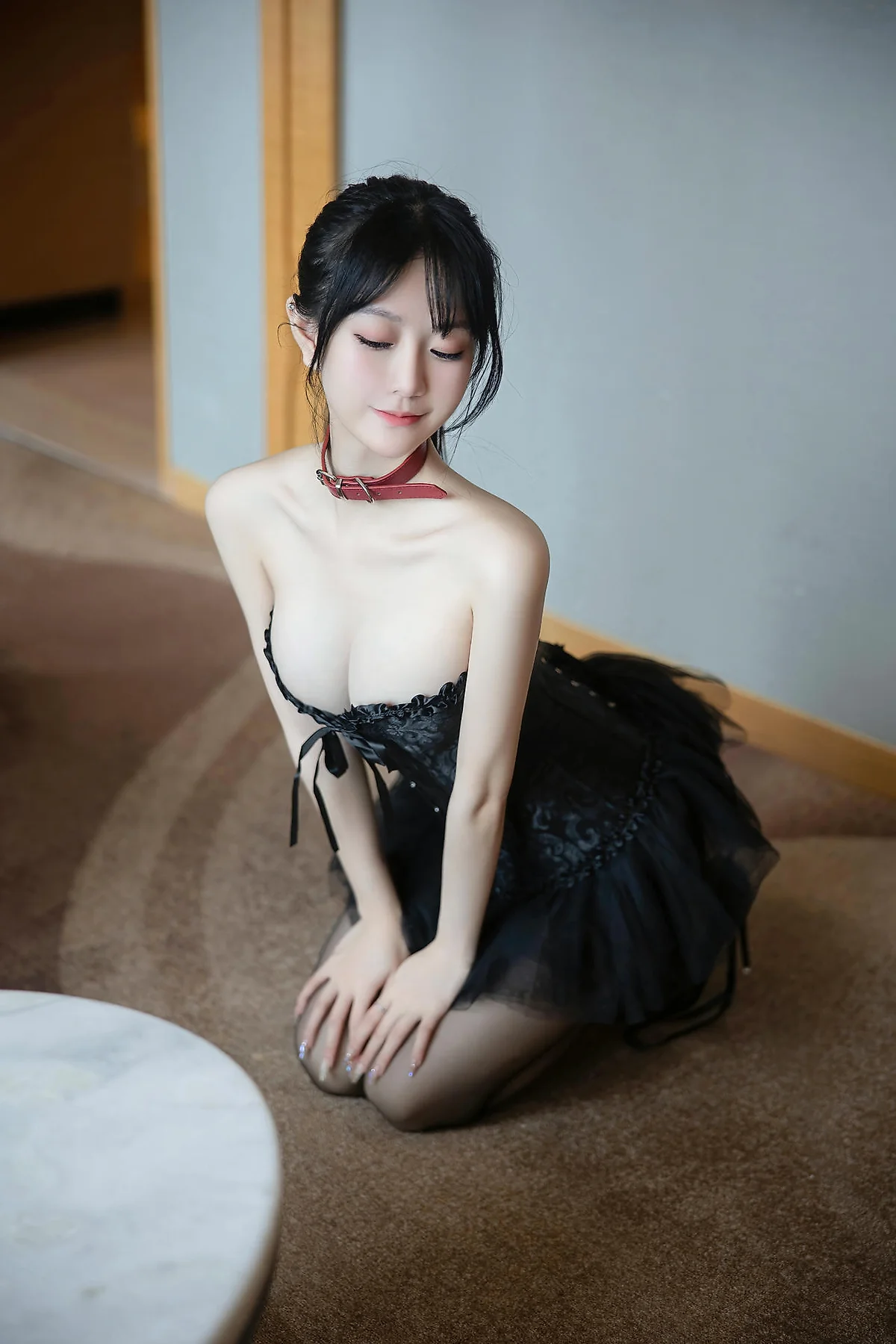 XiuRen 秀人 No.N337 谢小蒽黑丝香肩礼裙 - 4