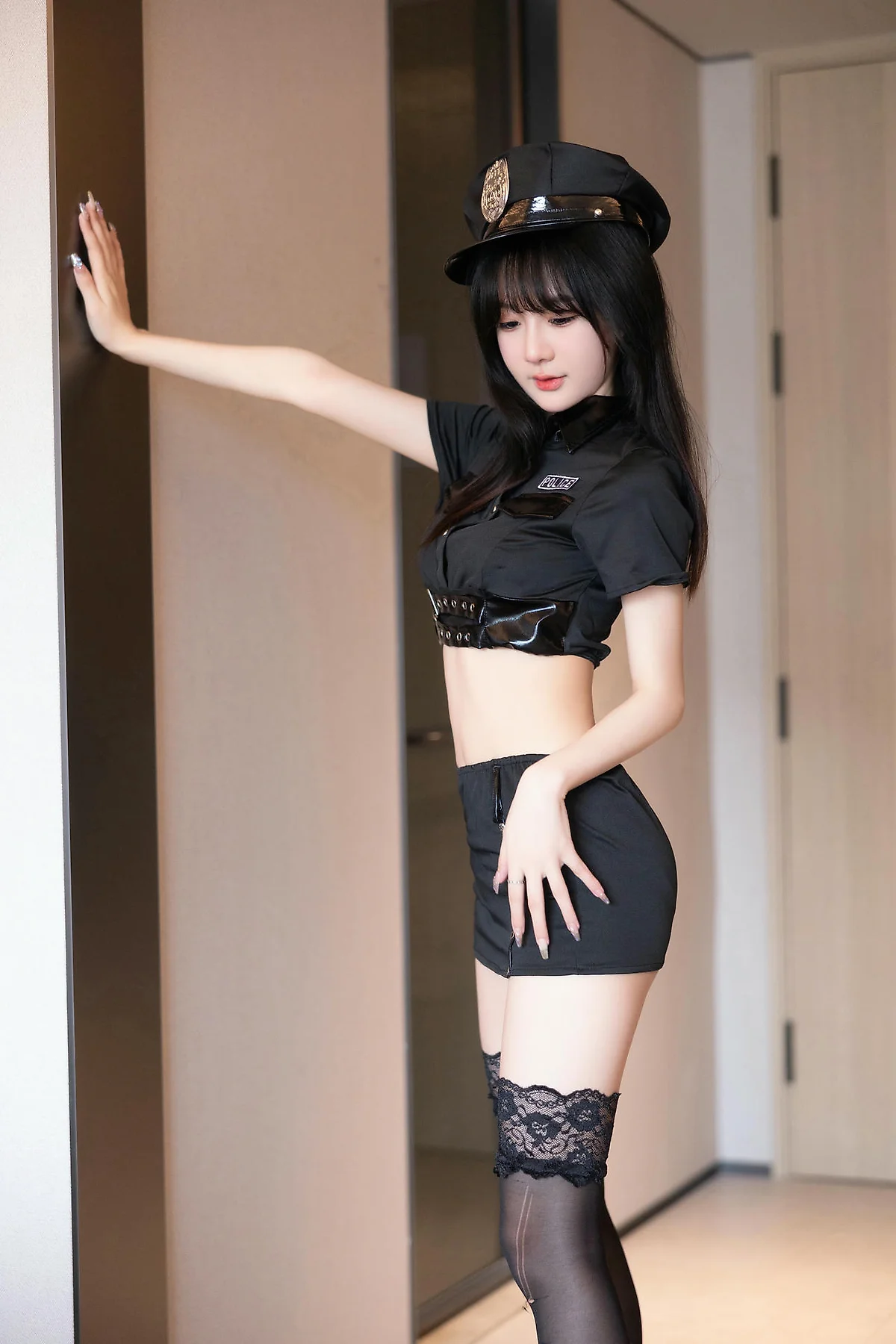 XiuRen 秀人 No.N350 谢小蒽制服性感女警 - 3