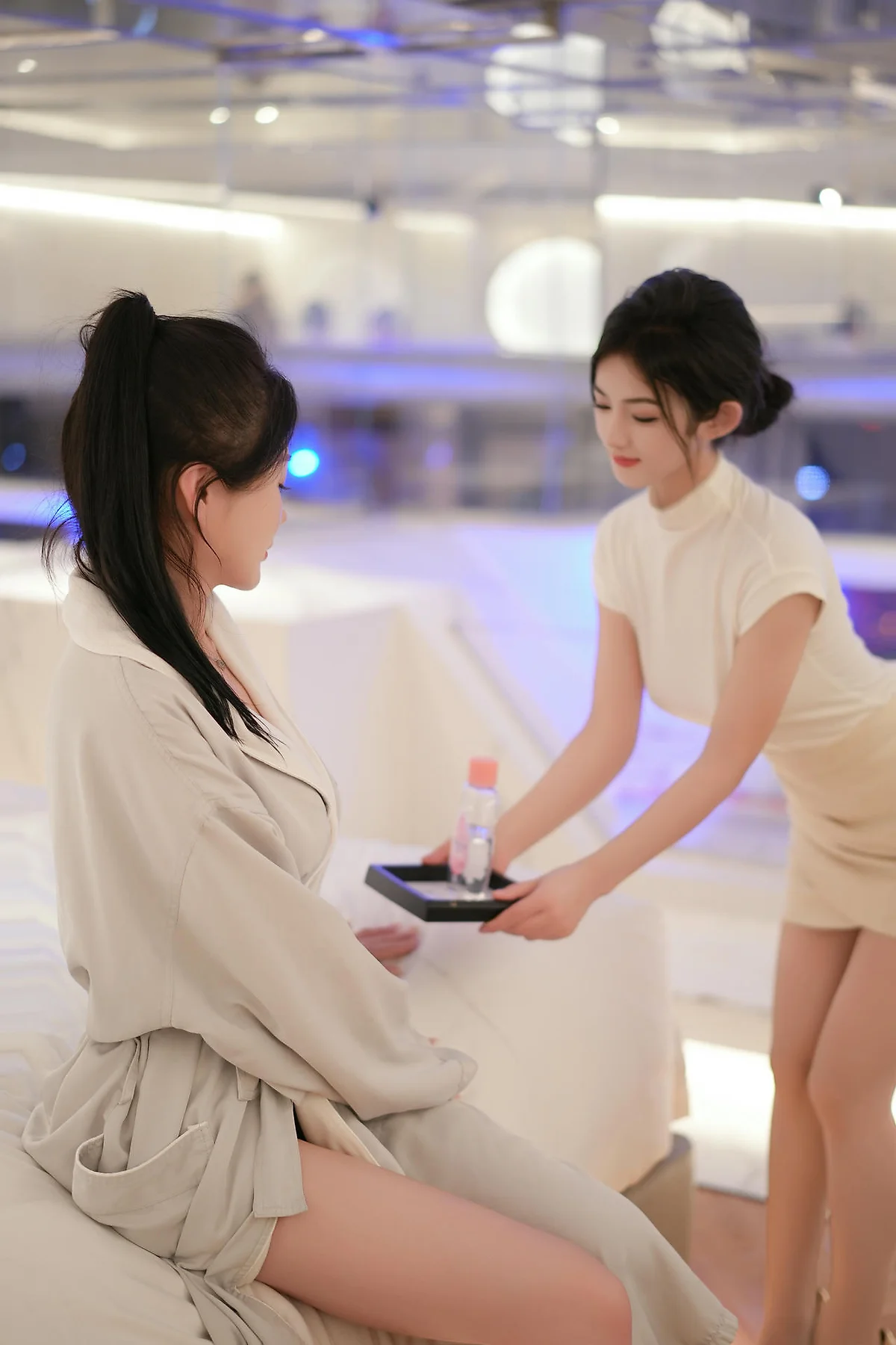 XiuRen 秀人 No.N352 林幼一&谭小灵双人精油写真 - 10