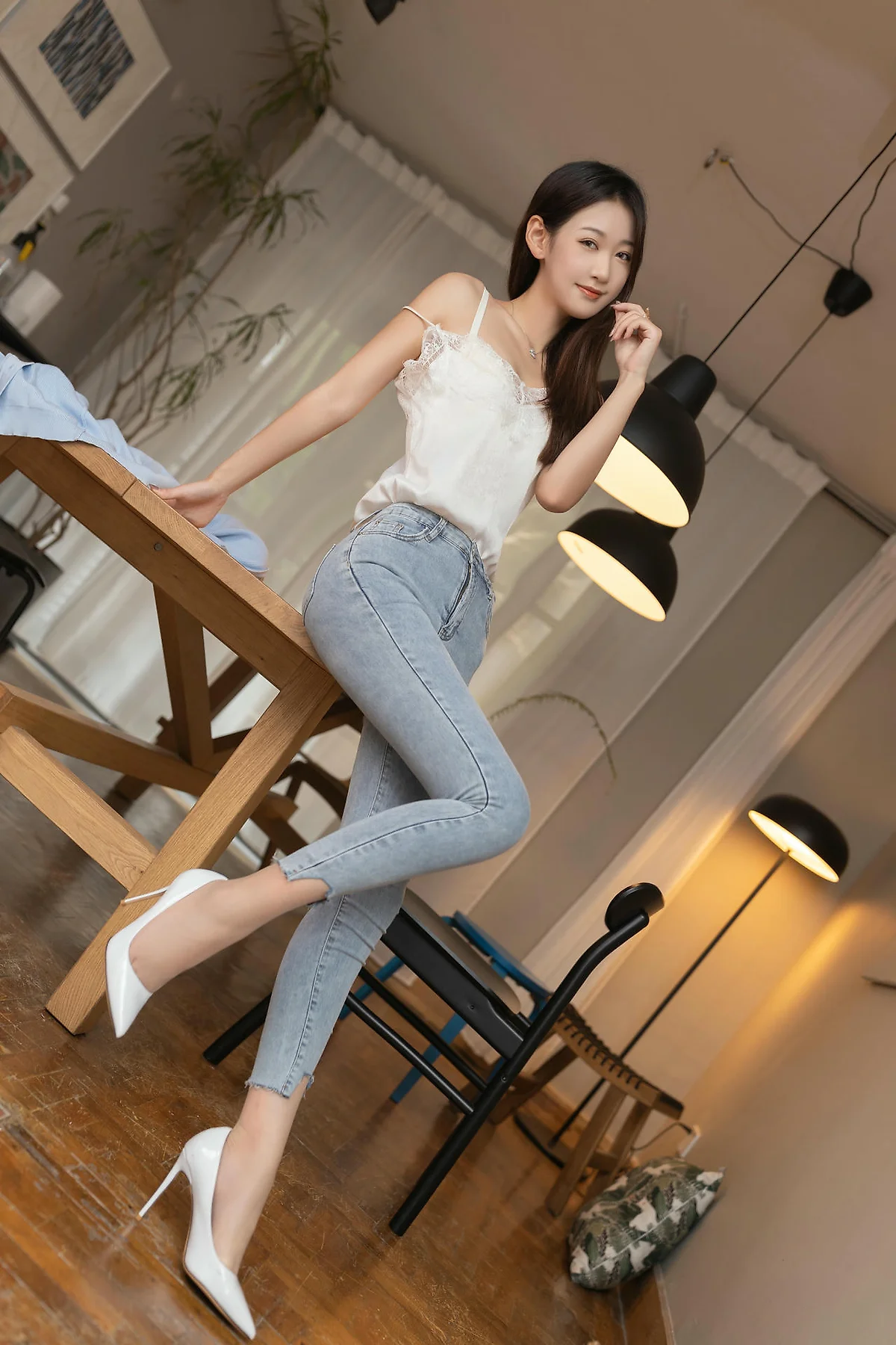 XiuRen 秀人 No.N353 唐安琪长腿牛仔裤女神写真 - 10
