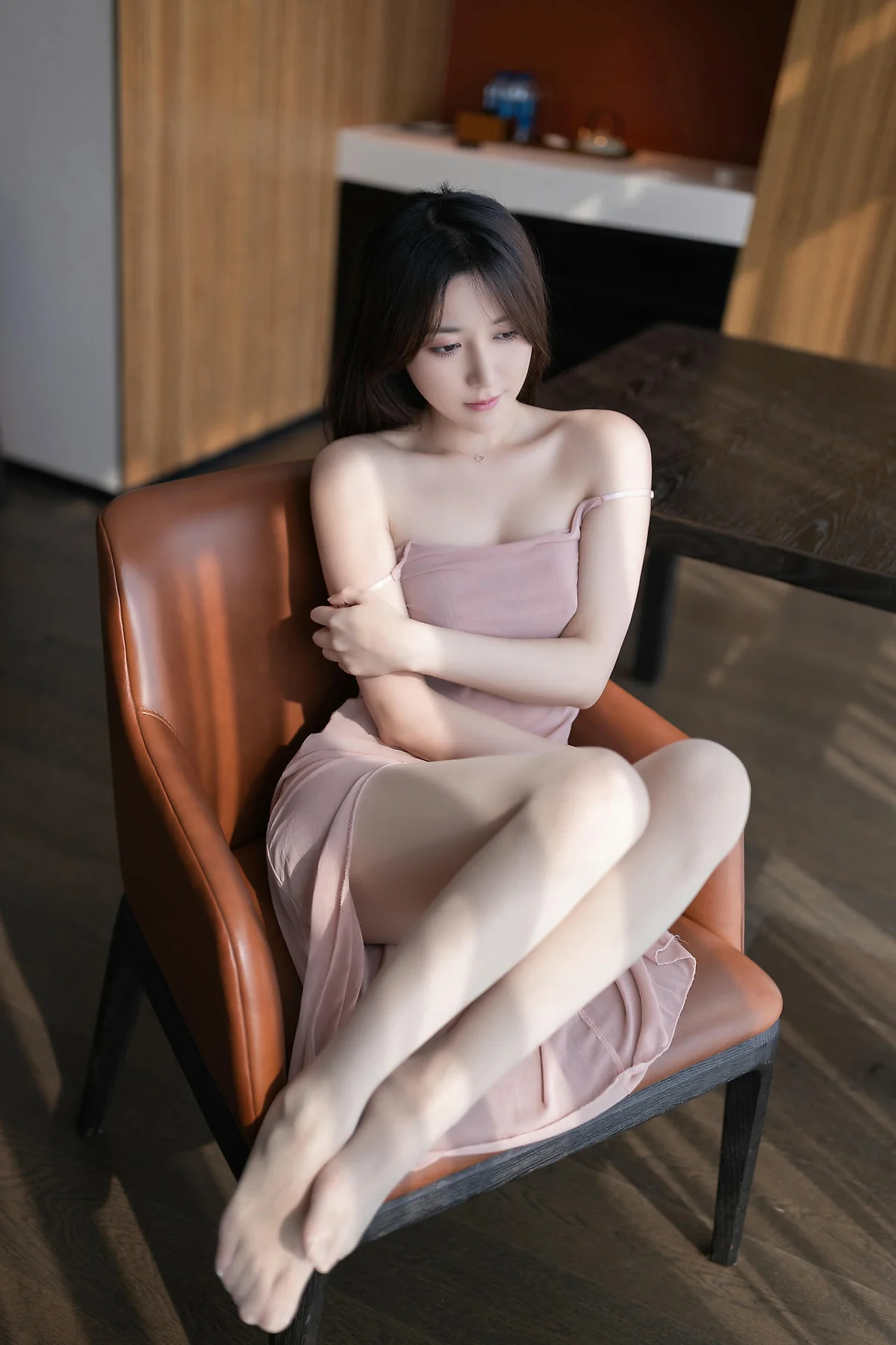 XiuRen 秀人 No.N356 鱼子酱Fish香肩粉肉色美裙 - 8