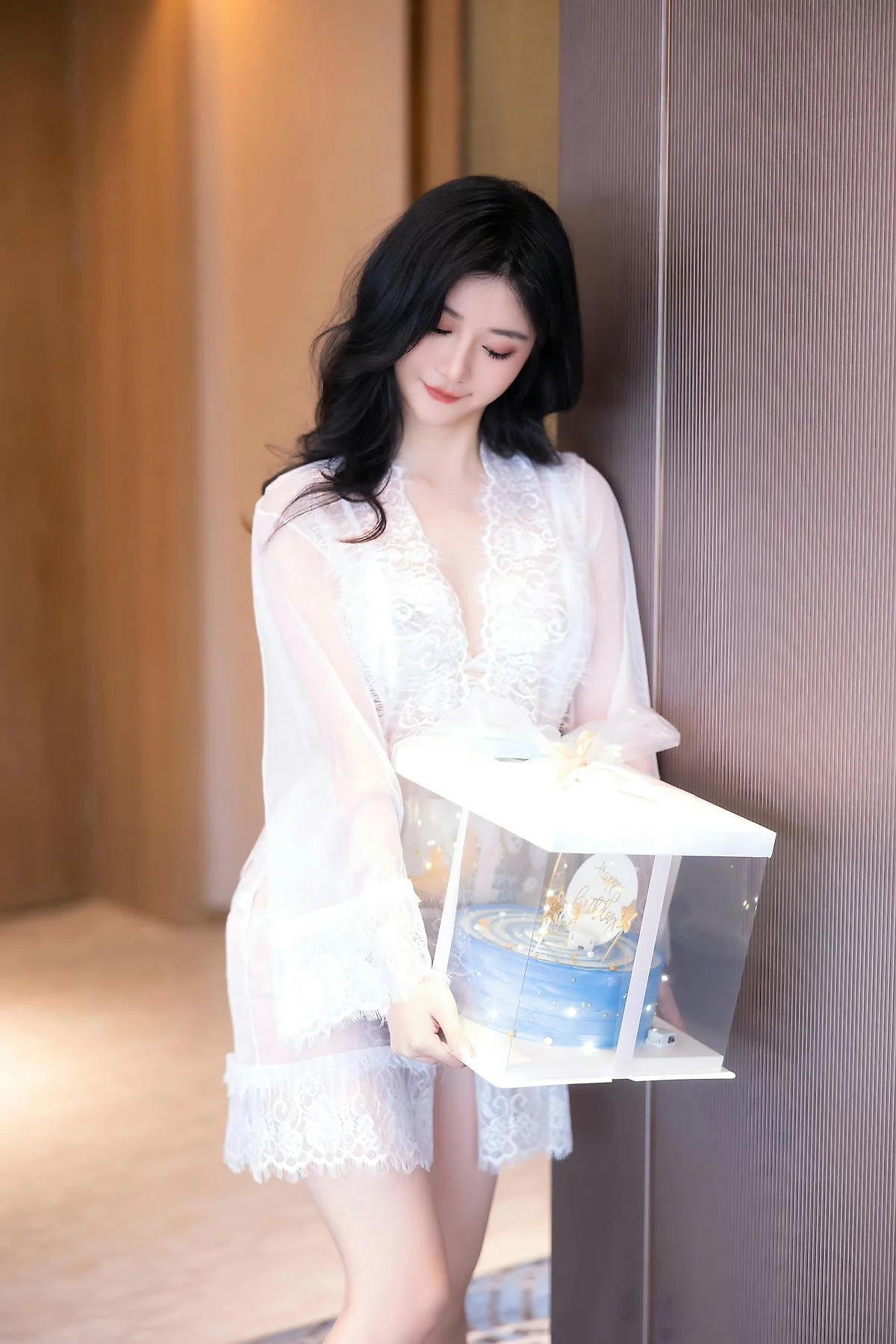 XiuRen 秀人 No.N362 谢小蒽生日主题写真 - 1