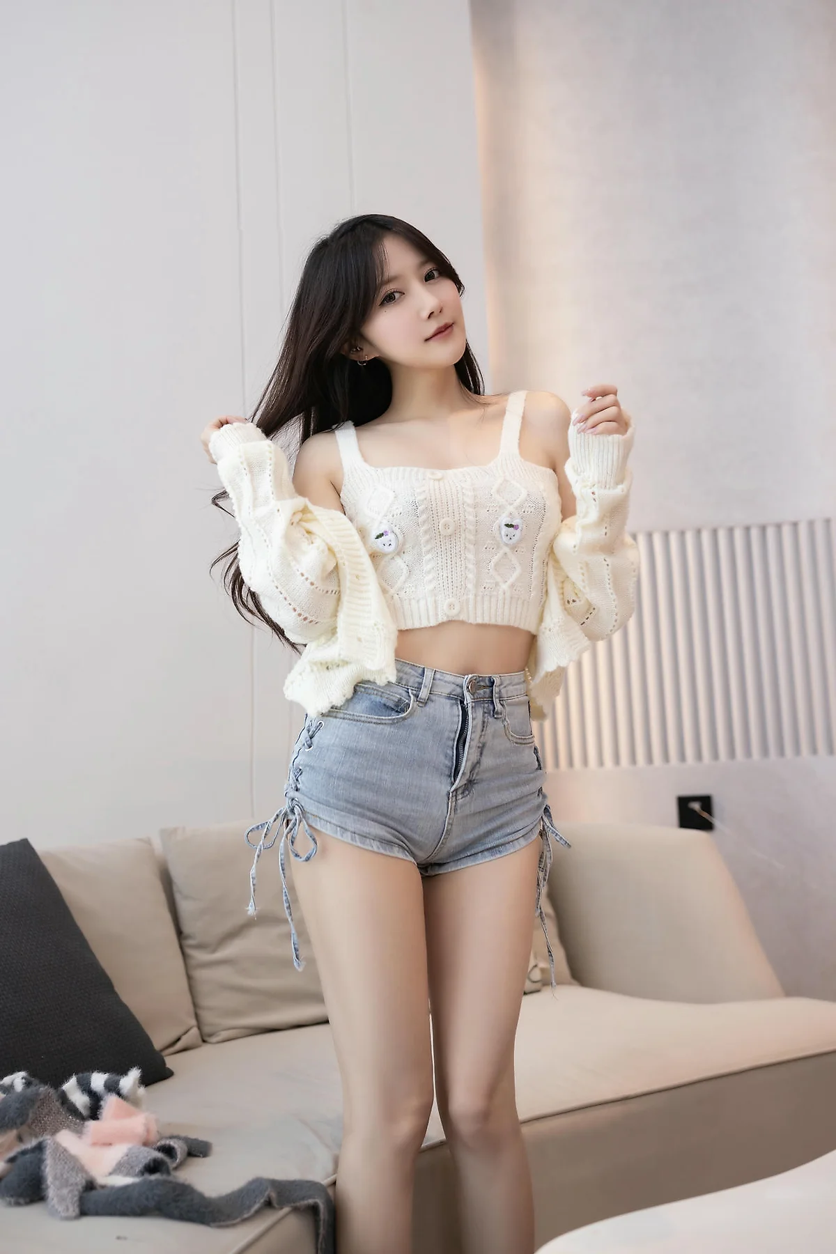 XiuRen 秀人 No.N364 鱼子酱Fish美腿牛仔短裤女神 - 4