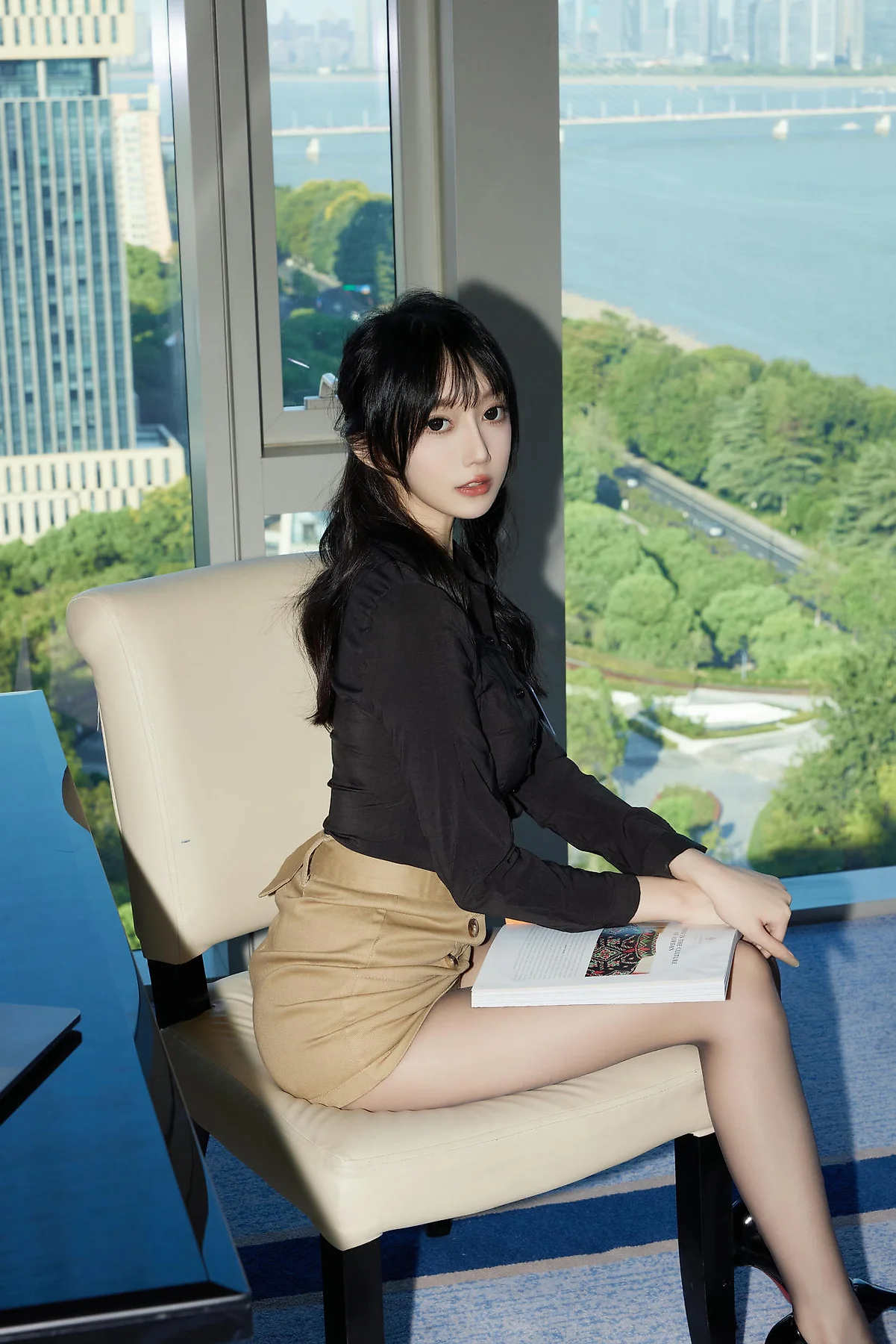 XiuRen 秀人 No.N367 玥儿玥黑丝红带玉体 - 1