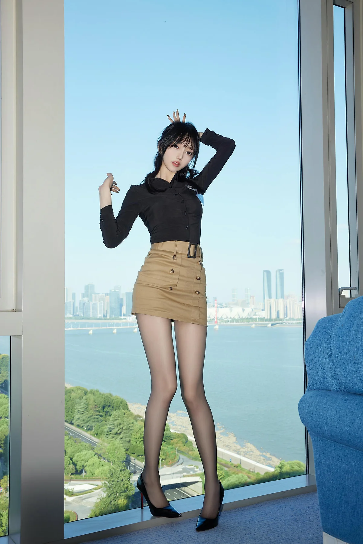 XiuRen 秀人 No.N367 玥儿玥黑丝红带玉体 - 3