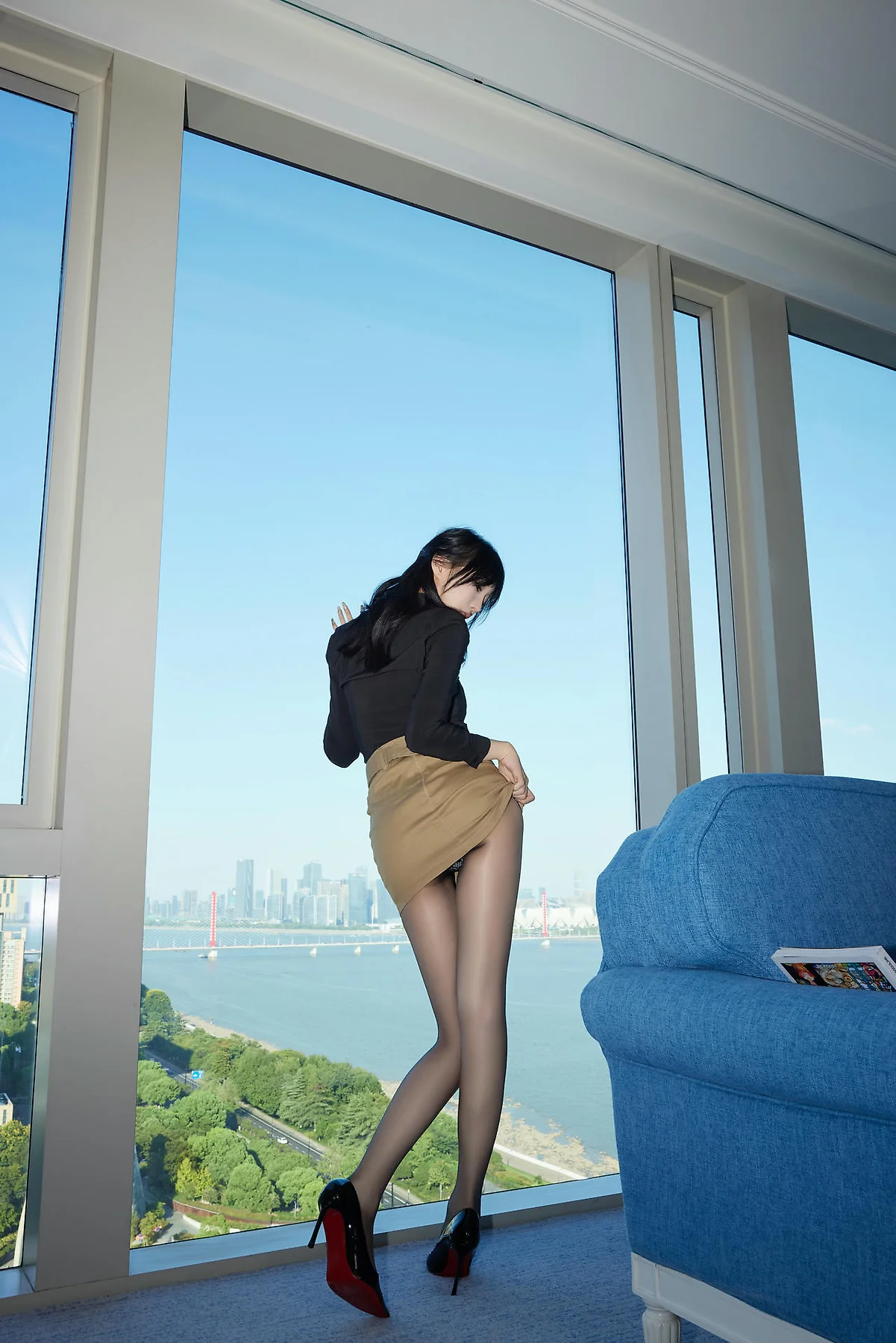 XiuRen 秀人 No.N367 玥儿玥黑丝红带玉体 - 7