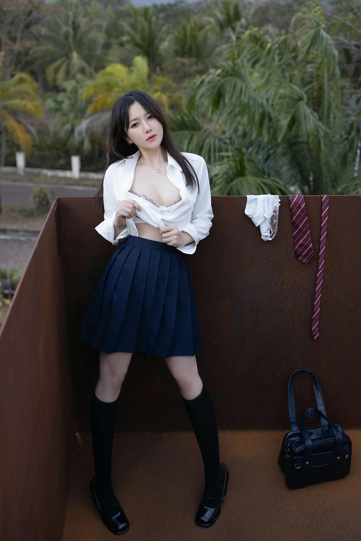XiuRen 秀人 No.N373 鱼子酱Fish超短jk裙学生美女 - 1