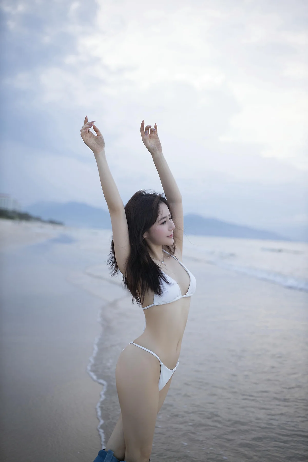 XiuRen 秀人 No.N390 鱼子酱Fish沙滩白色比基尼写真 - 8