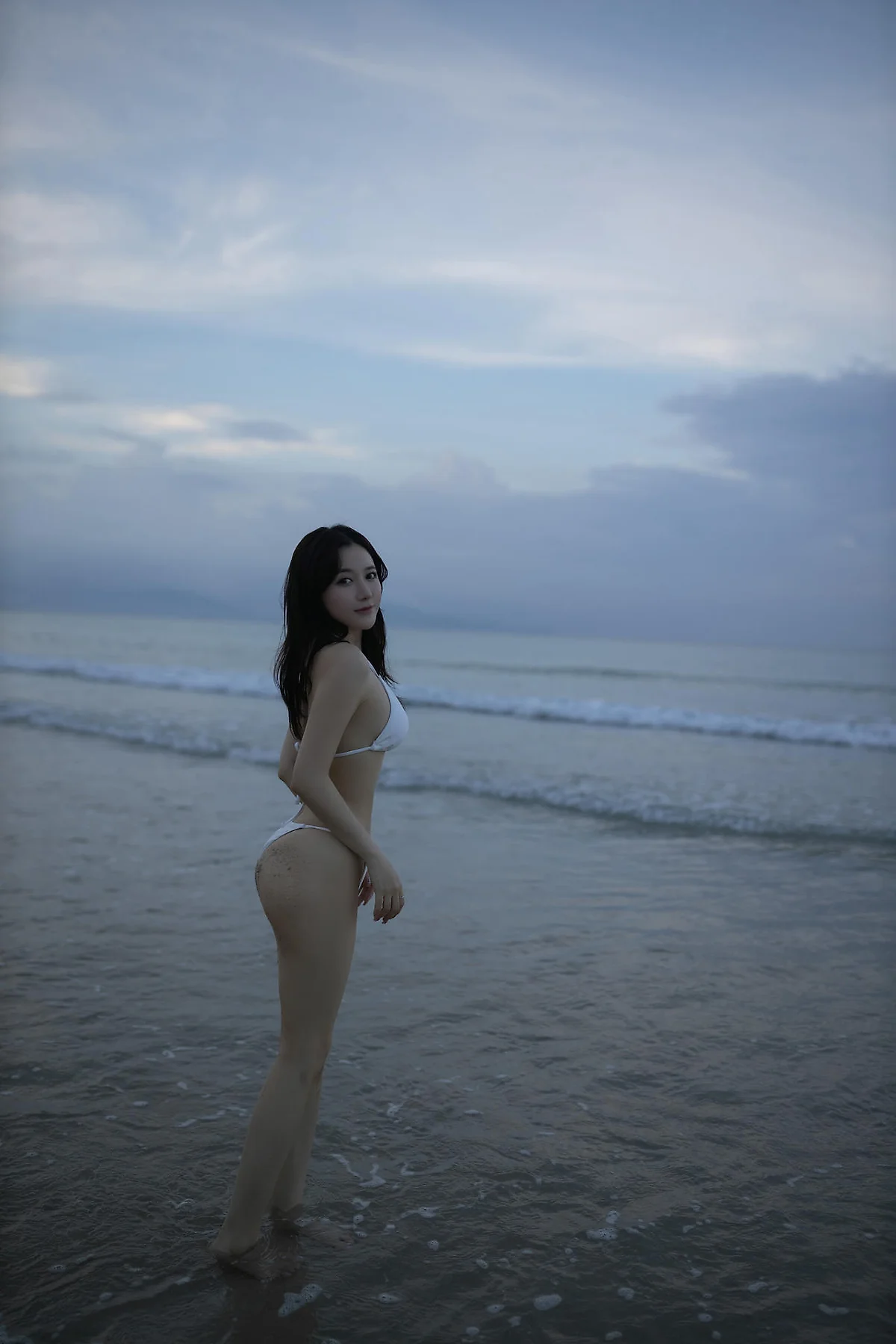 XiuRen 秀人 No.N390 鱼子酱Fish沙滩白色比基尼写真 - 3