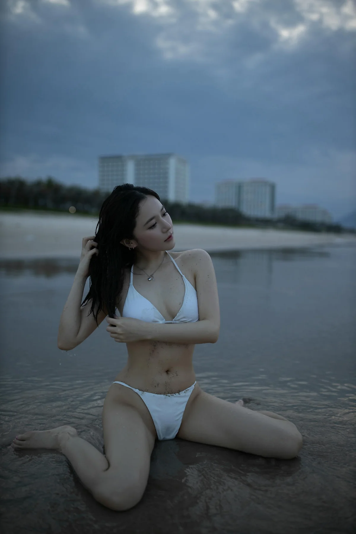 XiuRen 秀人 No.N390 鱼子酱Fish沙滩白色比基尼写真 - 9