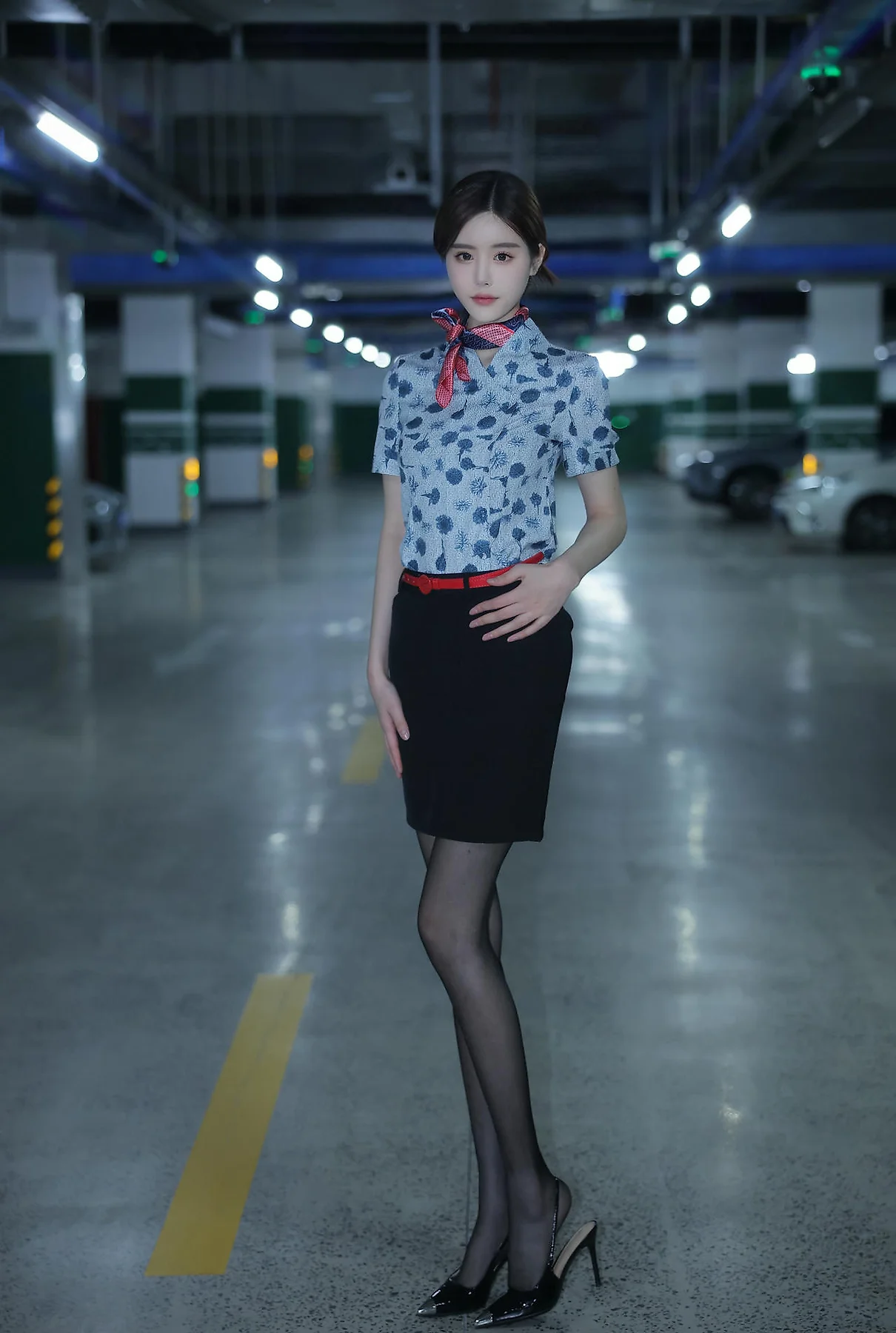 XiuRen 秀人 No.N410 晚苏susu性感空姐制服丝袜 - 10