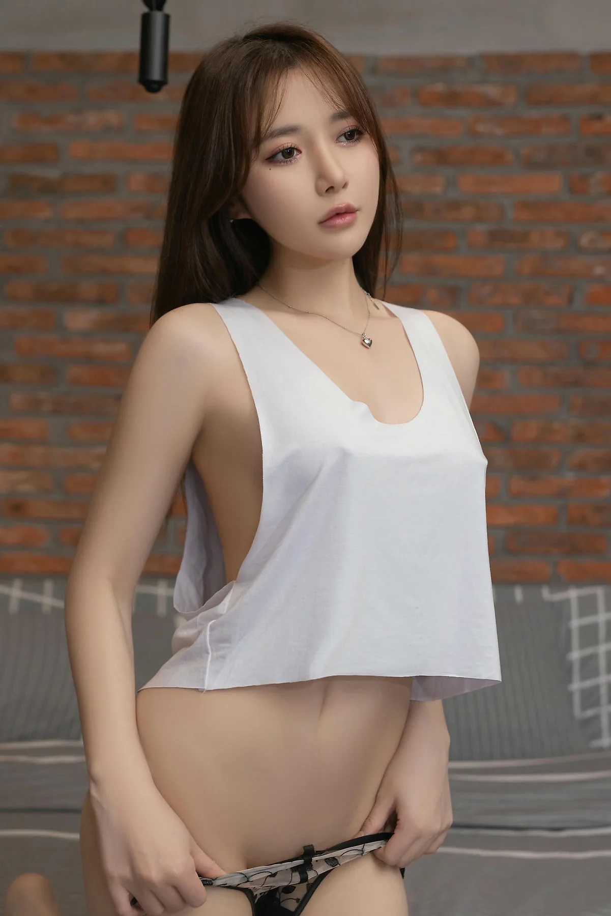 XiuRen 秀人 No.N415 鱼子酱Fish性感爆乳背心 - 10