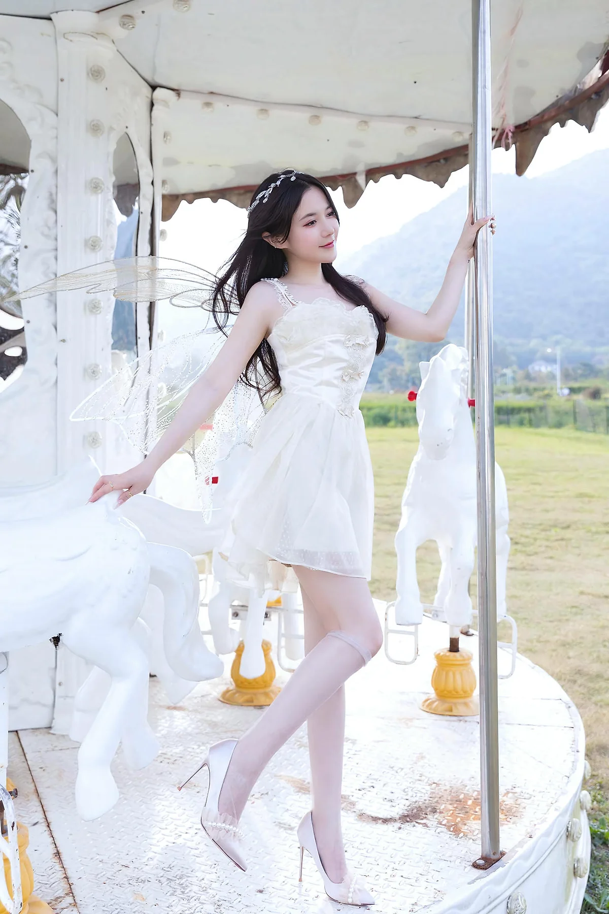 XiuRen 秀人 No.N421 鱼子酱Fish户外精灵仙女写真 - 10