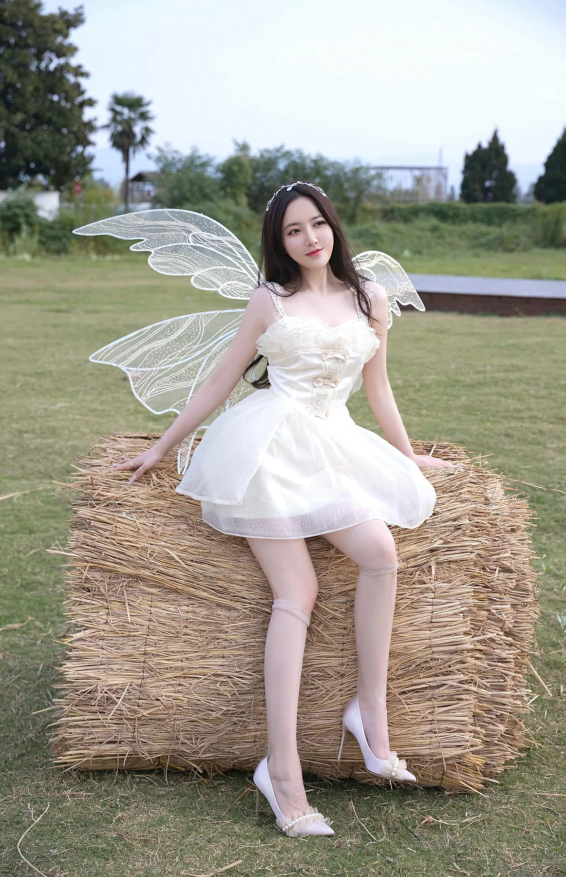 XiuRen 秀人 No.N421 鱼子酱Fish户外精灵仙女写真 - 1