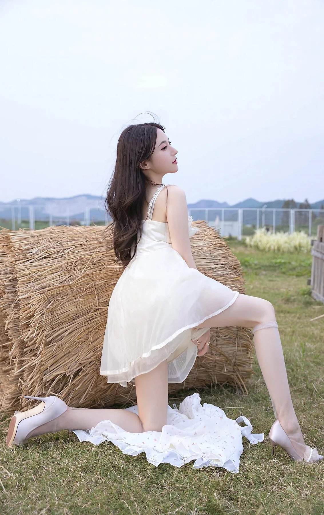 XiuRen 秀人 No.N421 鱼子酱Fish户外精灵仙女写真 - 2