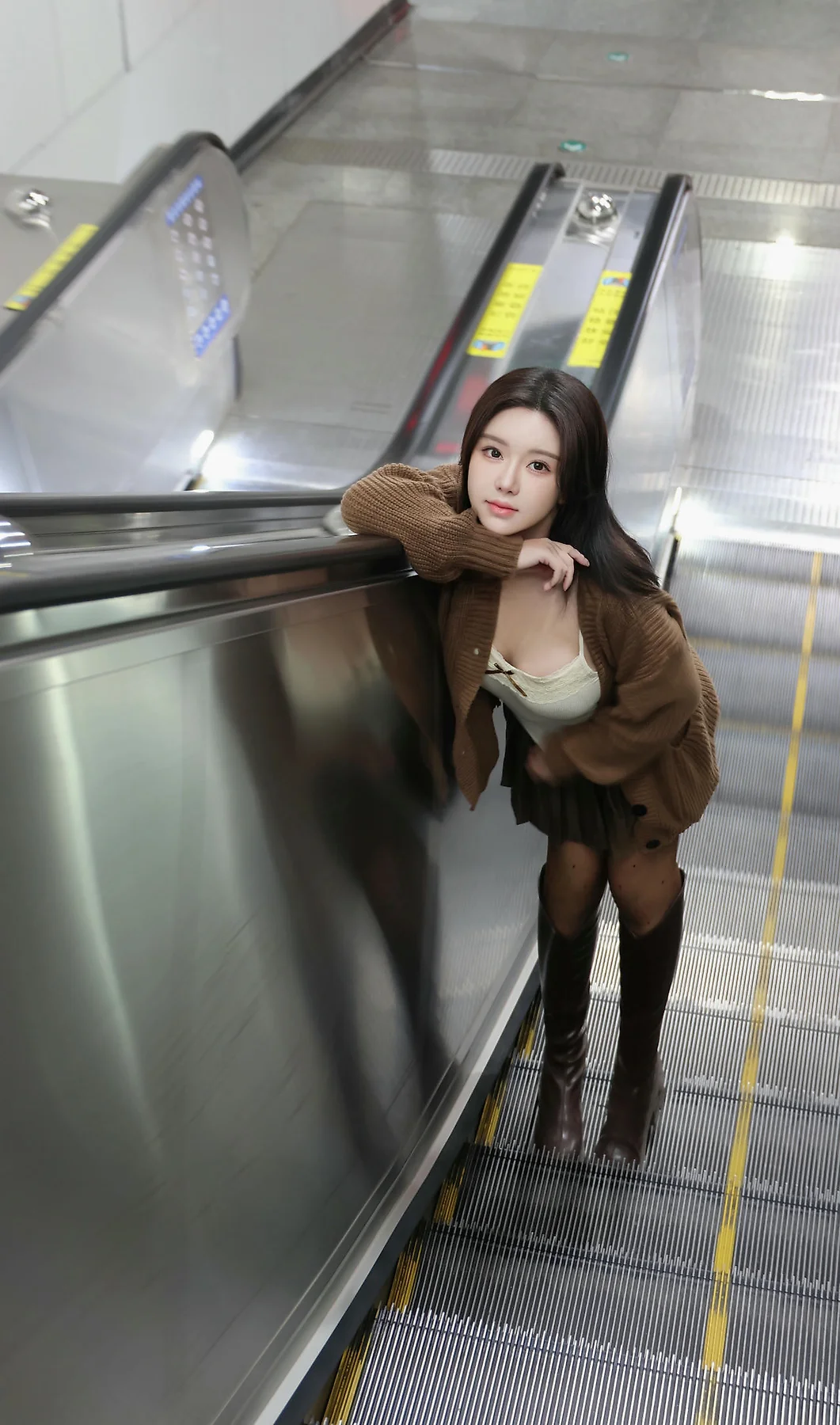 XiuRen 秀人 No.N461 小薯条nienie兔女郎蕾丝爆乳 - 6