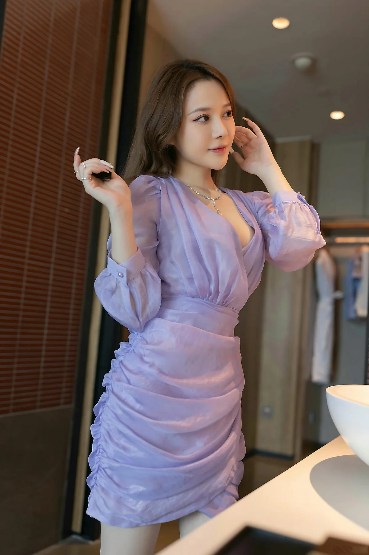 XiuRen 秀人 No.N466 王馨瑶紫色风情美臀写真 - 1