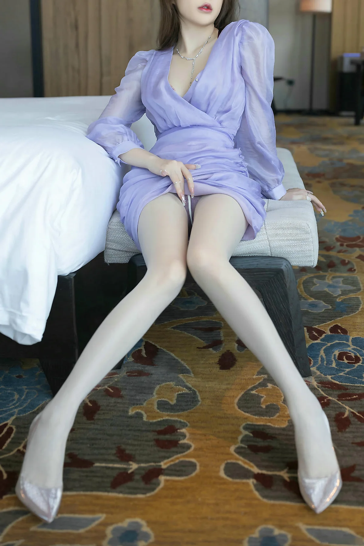 XiuRen 秀人 No.N466 王馨瑶紫色风情美臀写真 - 9