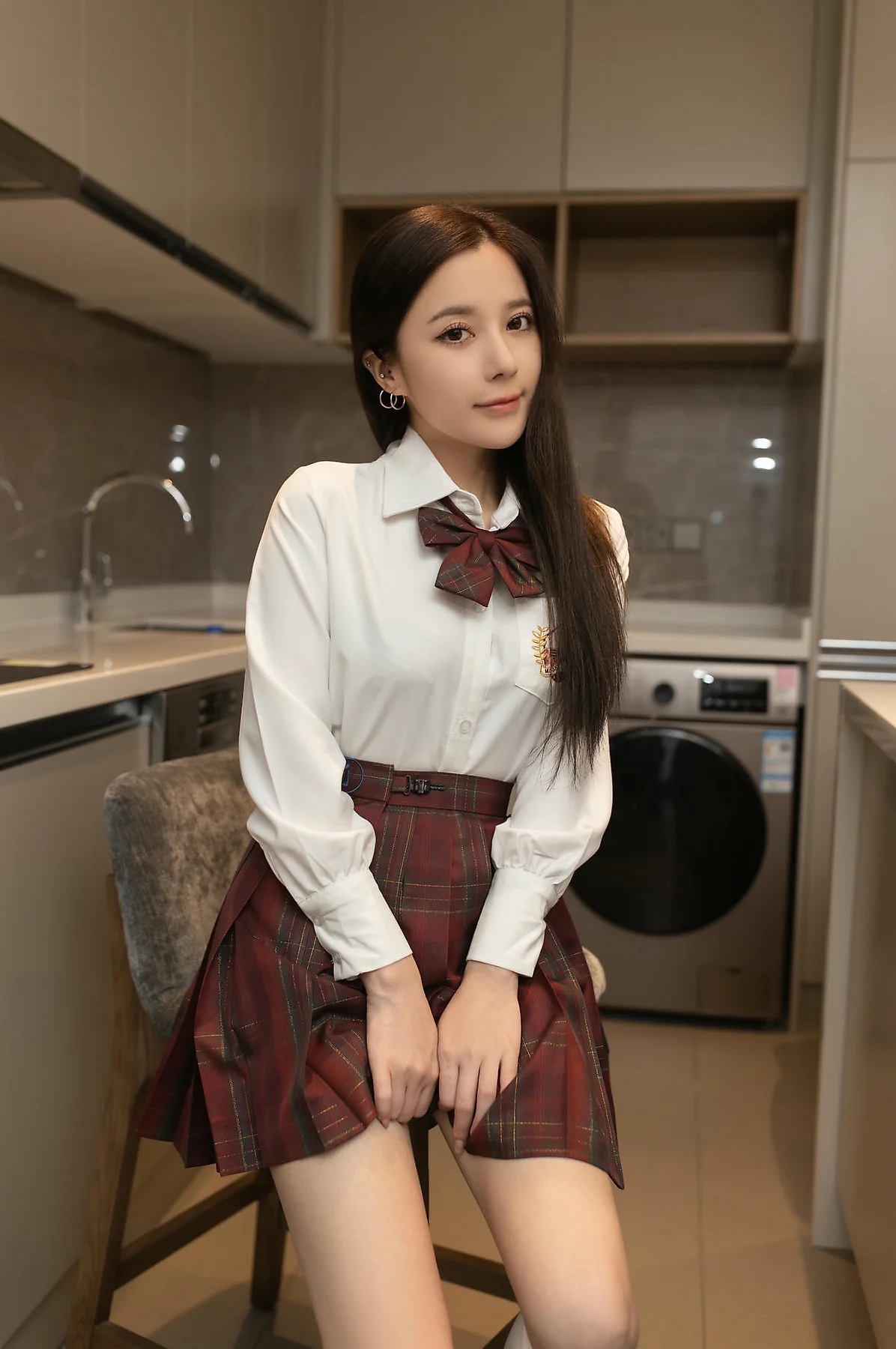 XiuRen 秀人 No.N480 鱼子酱Fish制服jk短裙长腿 - 2