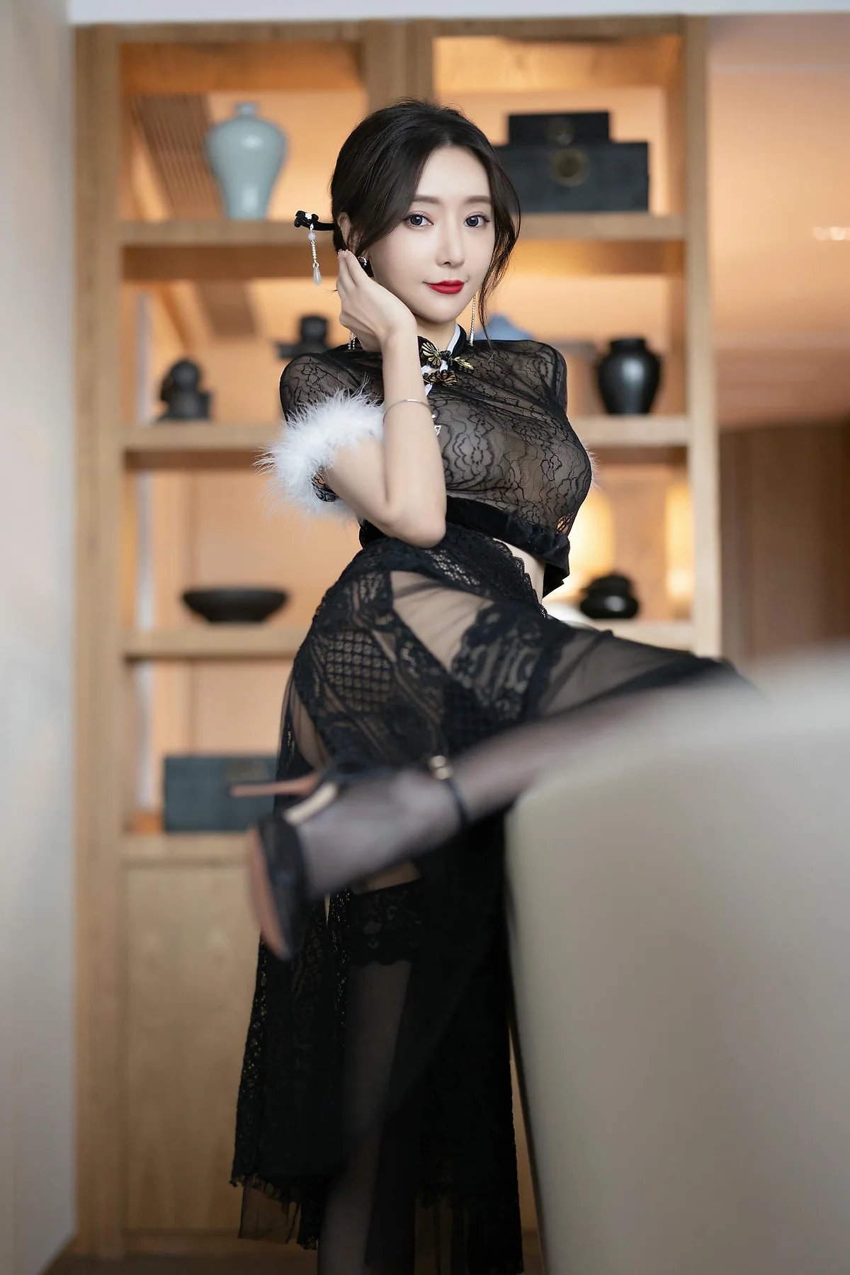 XiuRen 秀人 No.N493 王馨瑶黑色蕾丝旗袍 - 5