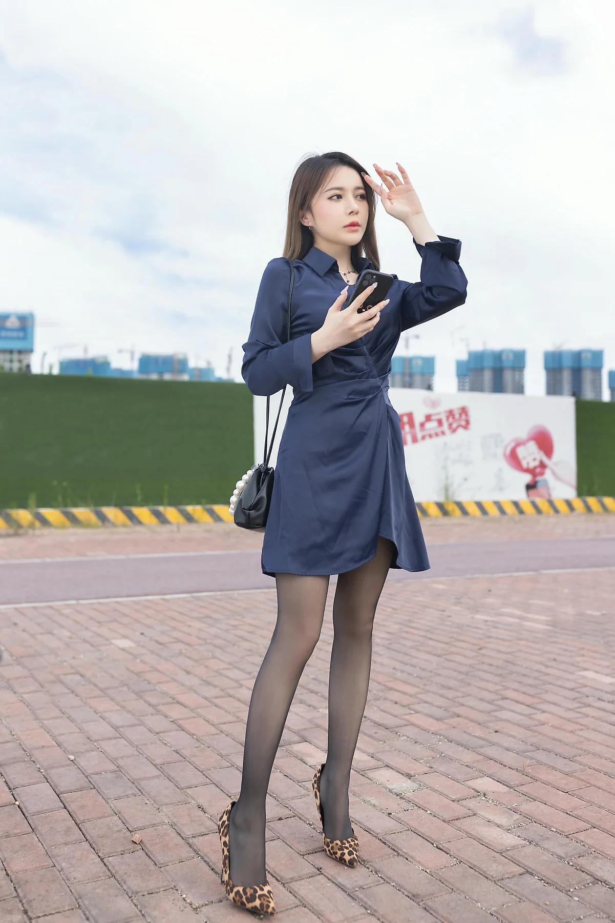 XiuRen 秀人 No.N494 鱼子酱Fish打车主题写真 - 1
