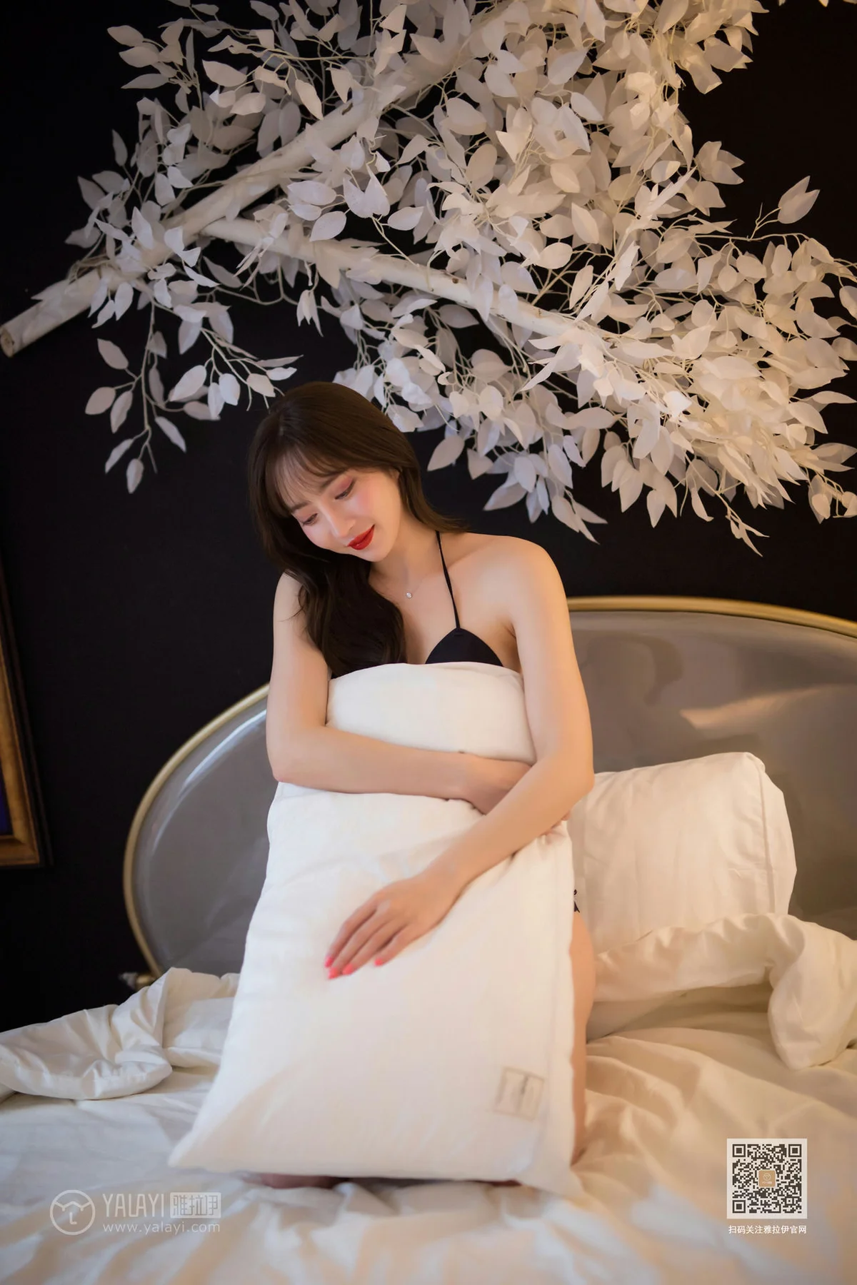 YALAYI 雅拉伊 Vol.461 上官莹莹《下班快回来》 - 1
