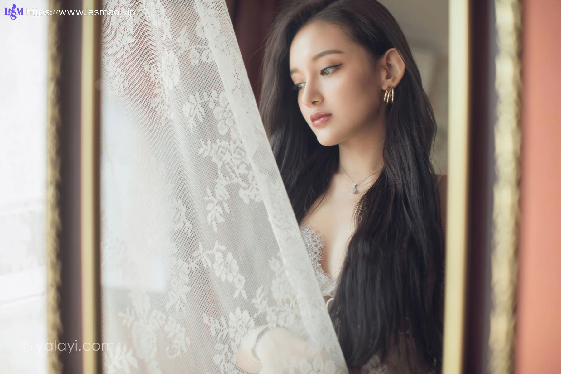 YALAYI 雅拉伊 Vol.665  无问 刘子扬 - 1