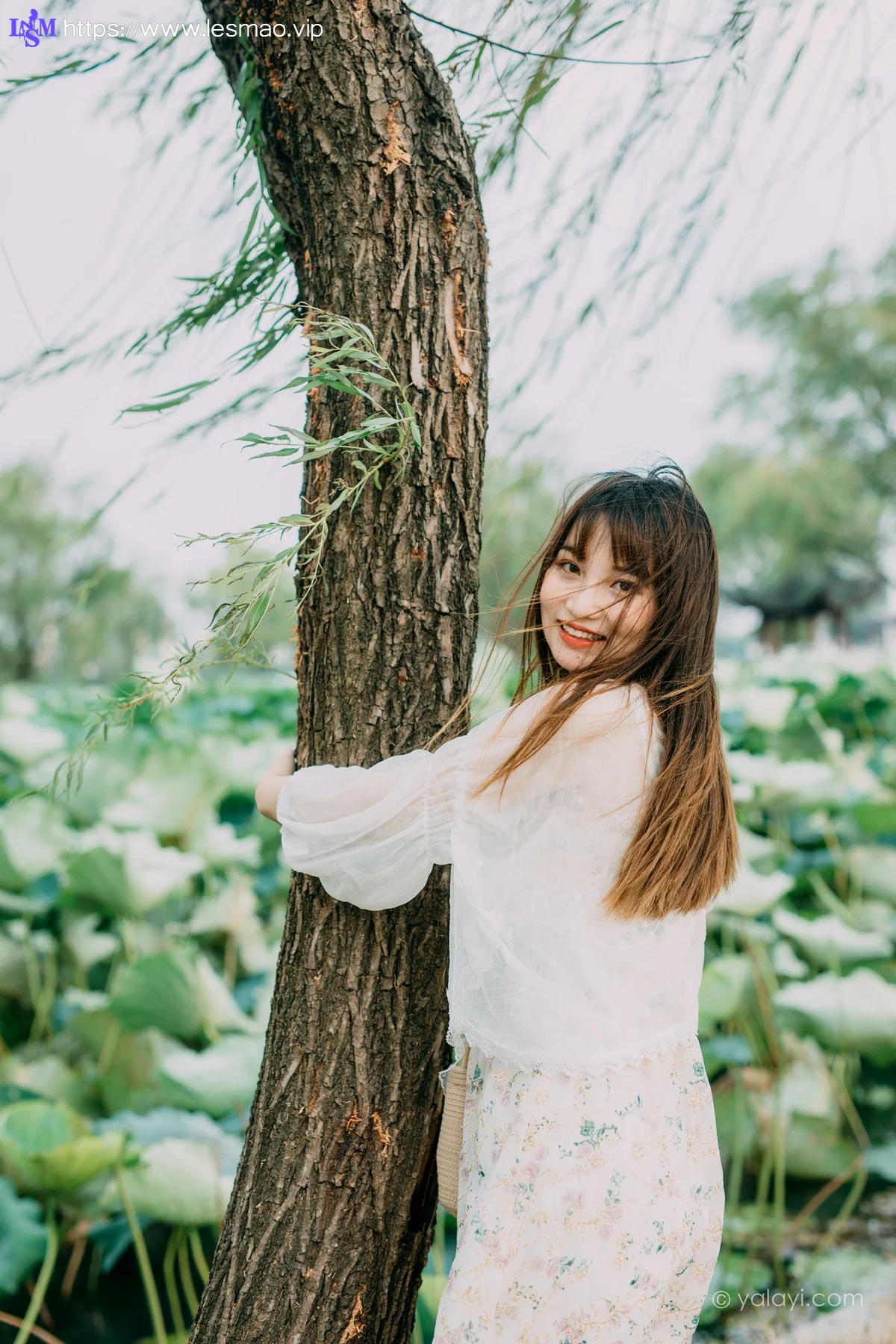 YALAYI 雅拉伊 Vol.699     周周《杨柳岸》 - 5