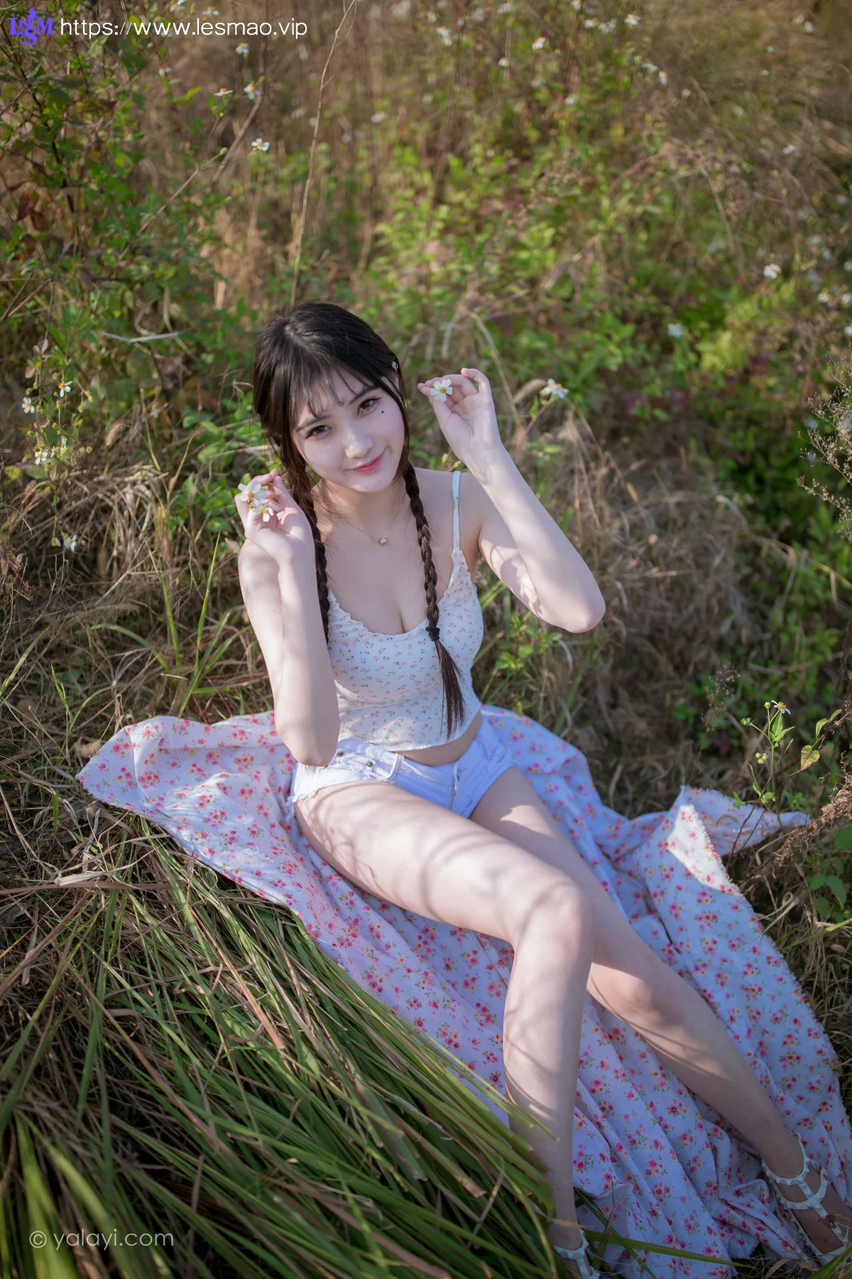 YALAYI 雅拉伊 Vol.733    瓶儿 去江边 - 5