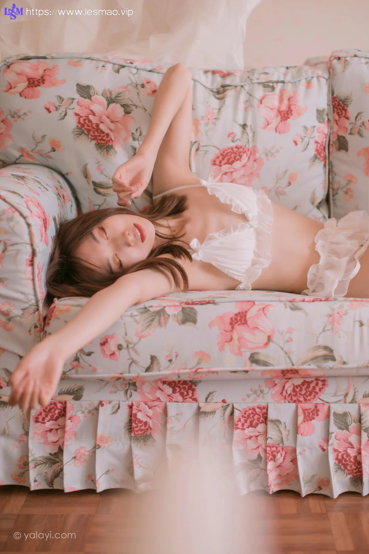 YALAYI 雅拉伊 Vol.779    佳佳 花香的午后 - 5