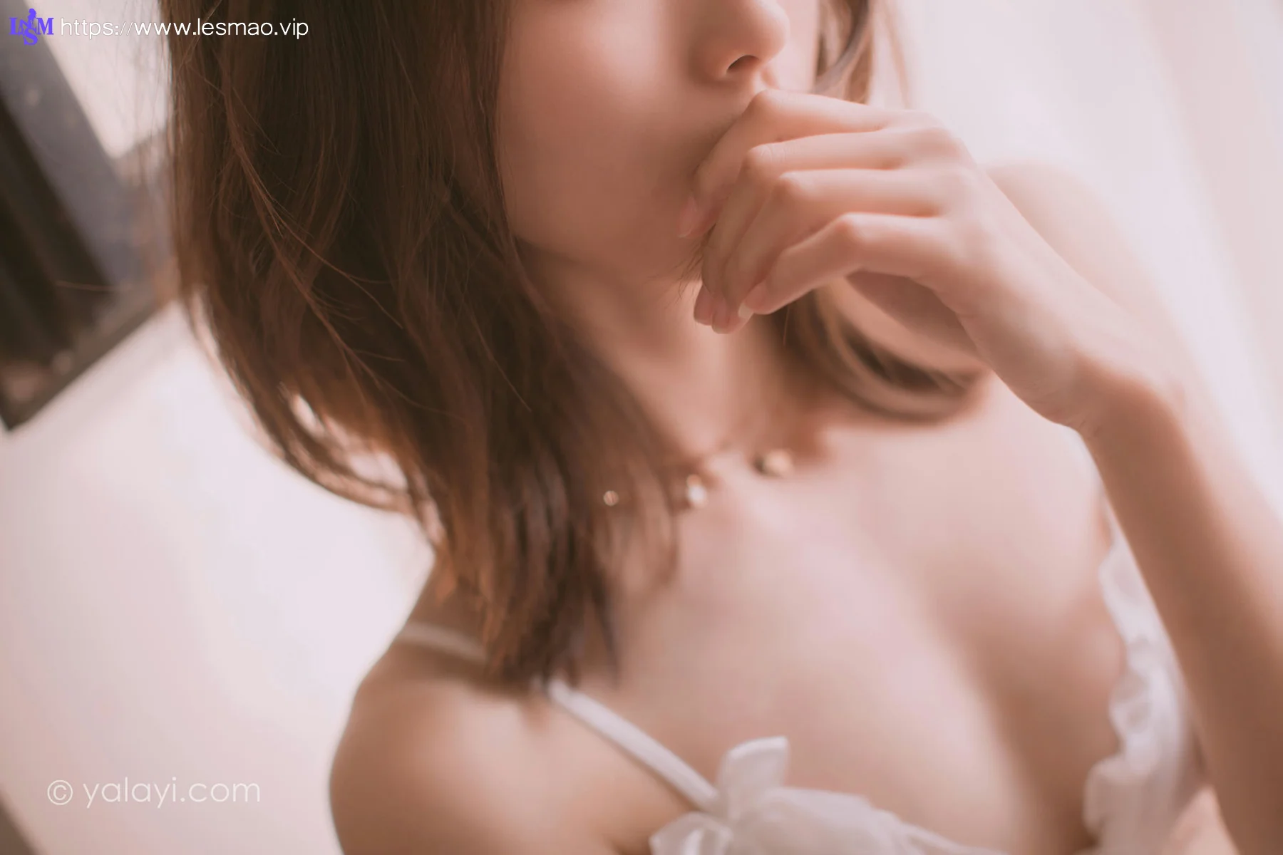 YALAYI 雅拉伊 Vol.779    佳佳 花香的午后 - 3