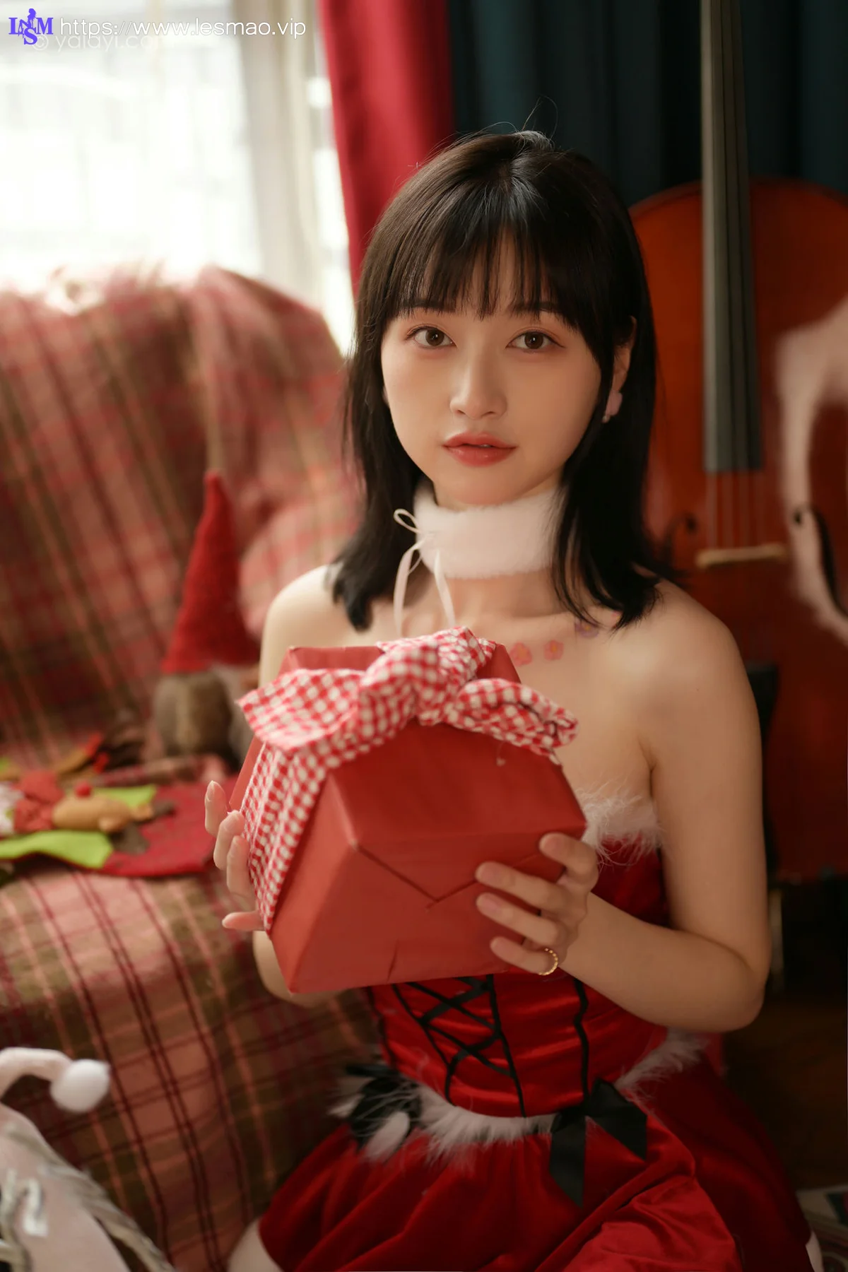 YALAYI 雅拉伊 Vol.854    京京 平平安安 - 6