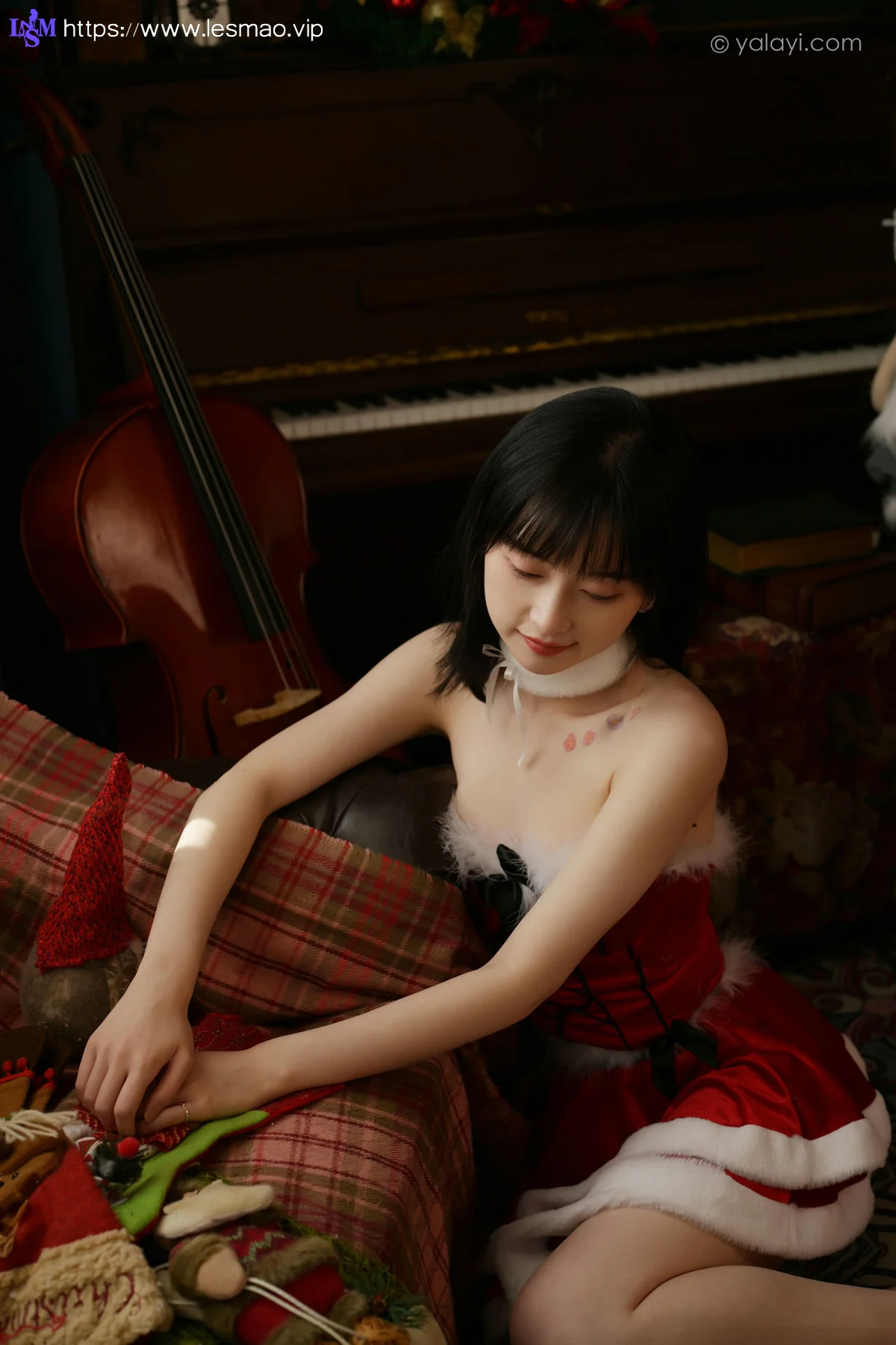 YALAYI 雅拉伊 Vol.854    京京 平平安安 - 8