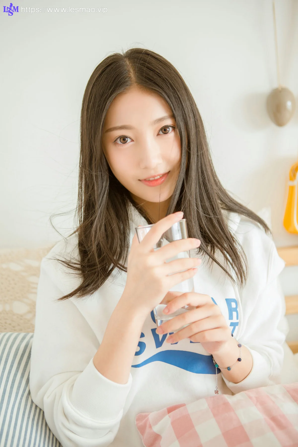 YALAYI 雅拉伊 Vol.937  微甜的梦活力气质少女 - 1
