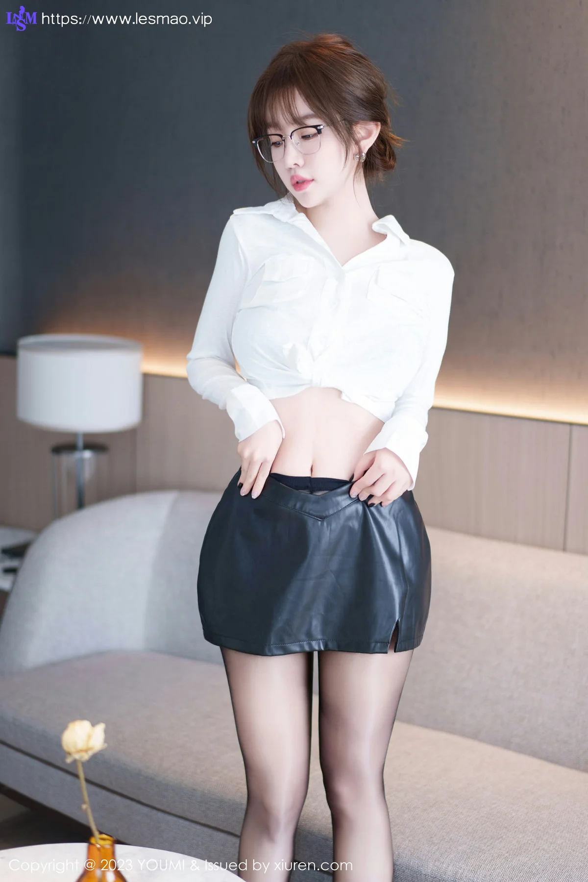 YOUMI 尤蜜荟 Vol.1012 王雨纯 魅惑黑丝性感写真1 - 1