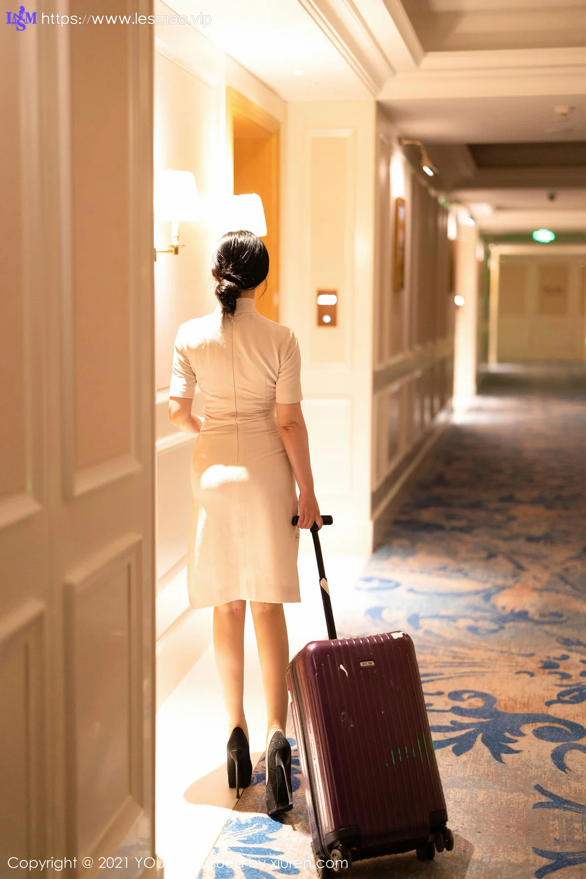 YOUMI 尤蜜荟 Vol.603 剧情空姐女友 允爾 - 3