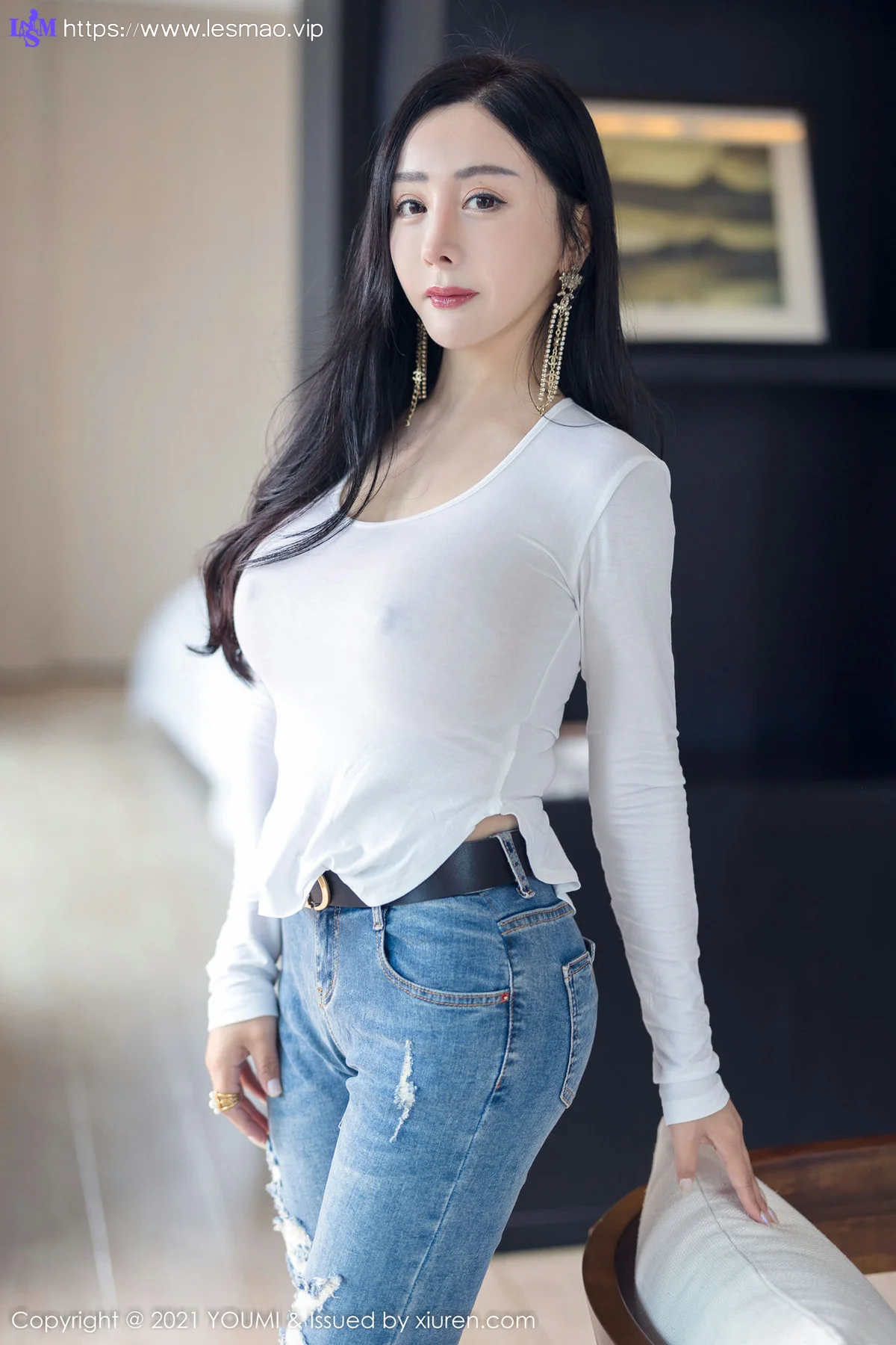 YOUMI 尤蜜荟 Vol.726 巨乳婀娜丰腴 允爾 写真发布33 - 4