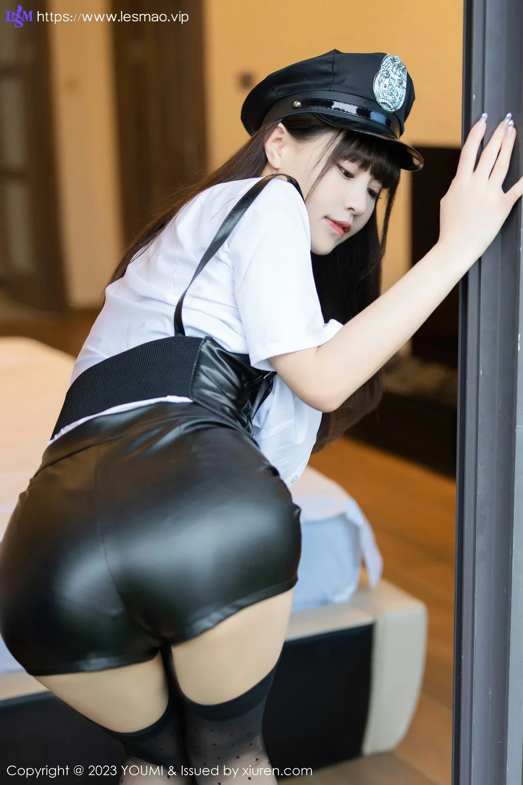YOUMI 尤蜜荟 Vol.893 朱可儿Flora 制服诱惑系列三亚旅拍1 - 7